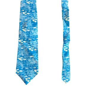 Vintage Mens Tie- OSFM Cleveland Museum of Art- blue watercolor pattern- Silk